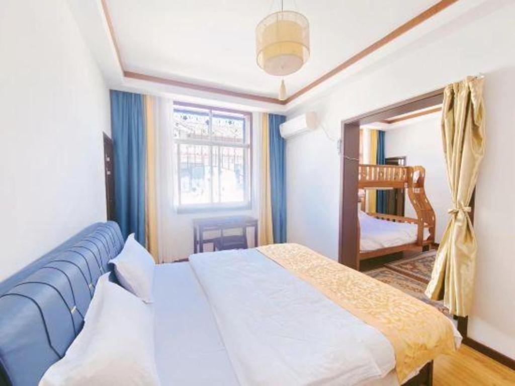 Dali Four Seasons Hostel Екстериор снимка