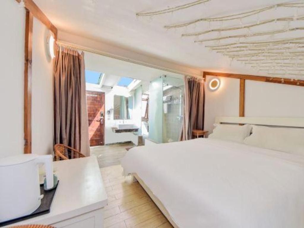 Dali Four Seasons Hostel Екстериор снимка