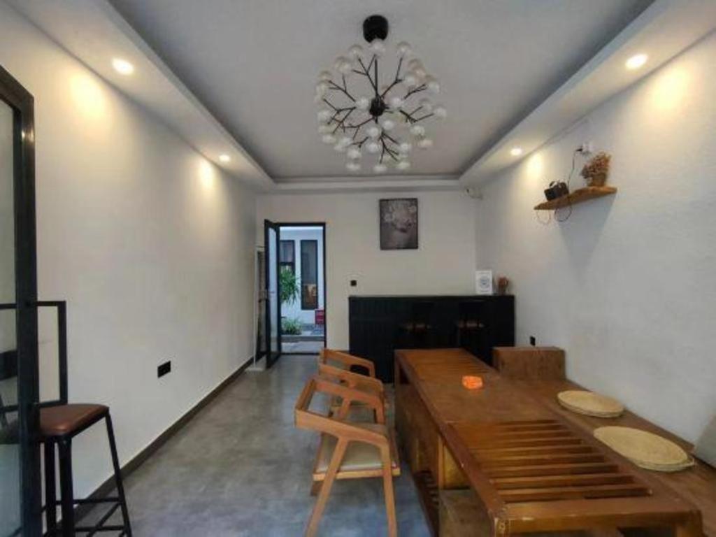 Dali Four Seasons Hostel Екстериор снимка